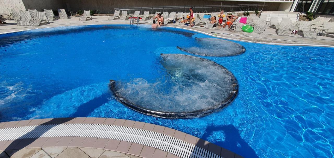 Apartament Perla Baltyku Polanki Aqua Z Parkingiem. Kolobrzeg Luaran gambar